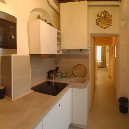 Guazzo - Self Check-in Apartman *