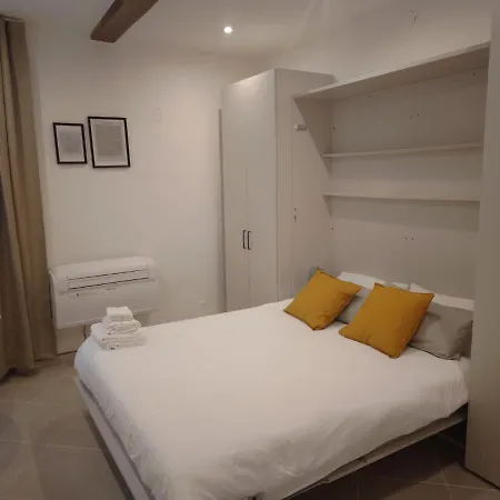 Guazzo - Self Check-in Apartment Parma